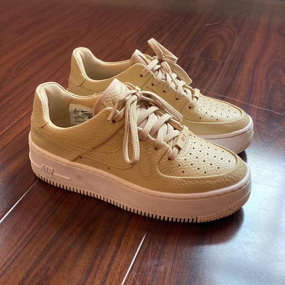 Nike Air Force